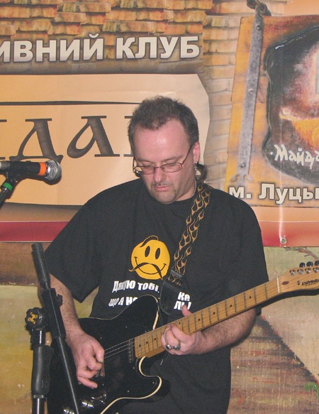 Мертвий Півень у Луцькому Майдані