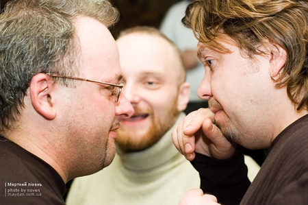 Мертвий Півень у Луцькому Майдані